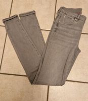 s.Oliver Jeans SlimFit Gr. 36/Länge 34 grau Schleswig-Holstein - Kiel Vorschau