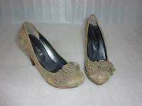 Lederschuh Julie & Julie taupe Pumps Schuhe Gr 39 made in Italy Stuttgart - Vaihingen Vorschau