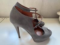 Gucci Sandalen/Pumps Nordrhein-Westfalen - Ratingen Vorschau