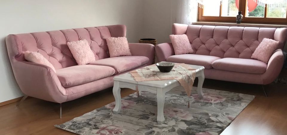 2 Sofas in rosa - Couch - sehr guter Zustand in Marktoberdorf