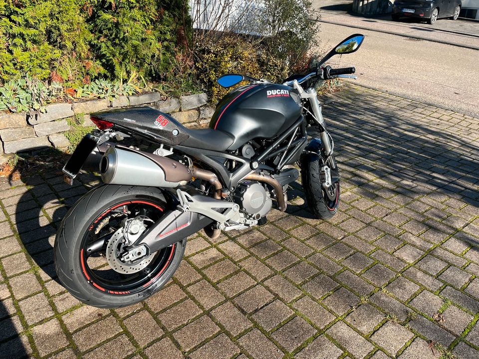 Ducati Monster 696 ABS in Vaihingen an der Enz