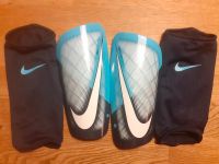 Fussball Schienbeinschoner Nike Mercurial Lite 160-170cm Baden-Württemberg - Obergröningen Vorschau