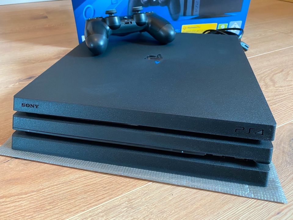 PlayStation 4 Pro 1TB mit Controller, PS4 Pro in Bremen