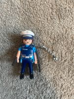 Playmobil Polizist Simon Schnell aus Zeitschrift Hamburg-Mitte - Finkenwerder Vorschau