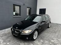 BMW 3 Touring 330d Automatik/Leder/Pano/AHK/Navi Baden-Württemberg - Obersulm Vorschau