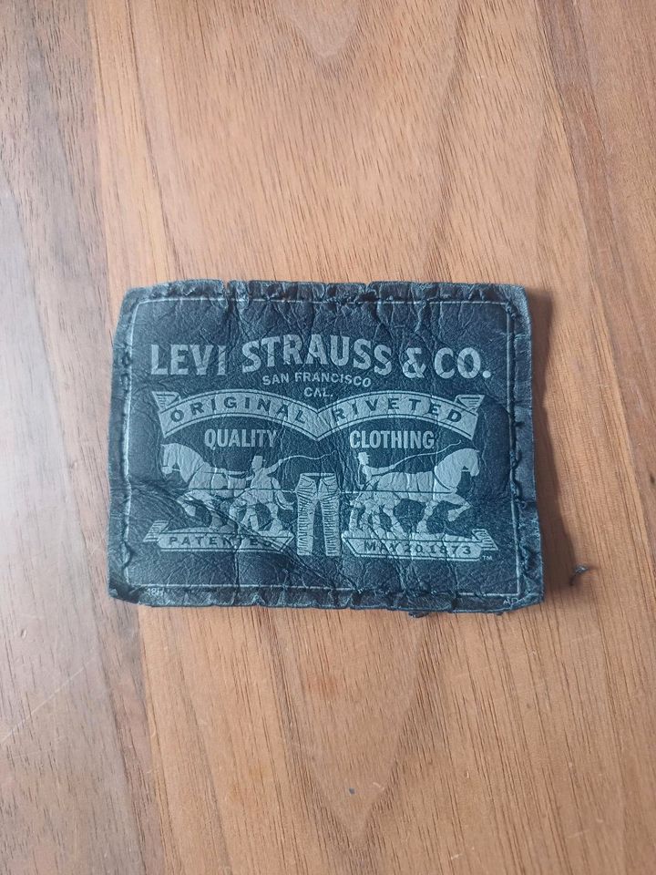 Levi's Patch Jeansaufnäher schwarz in Schwieberdingen