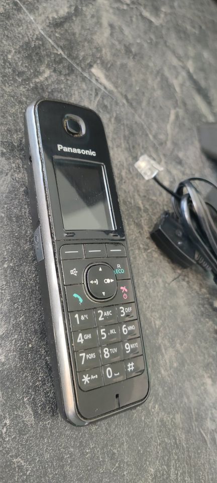 Telefon Panasonic  schnurlos mit  AB & Farbdisplay    KX-TGA816EX in Salzgitter