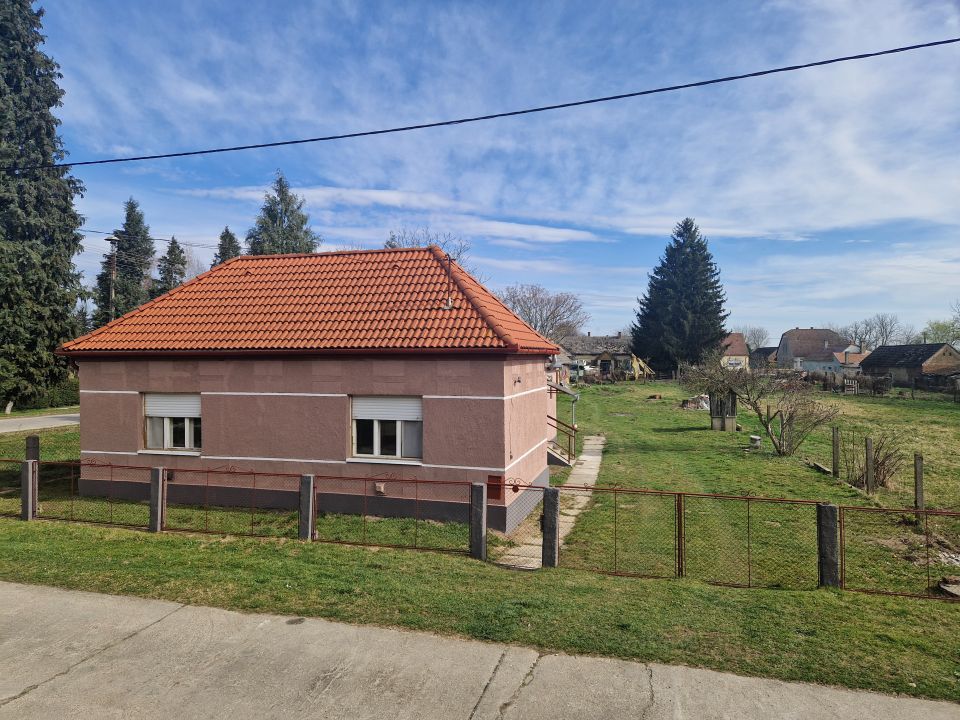 4-Zimmer-Familienhaus zum Verkauf in Bélavar. Ungarn. in Zweenfurth