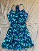 Blaues Kleid Sommerkleid von Hollister Größe s floral Niedersachsen - Uslar Vorschau
