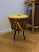 Nähkästchen mid century Retro rund gelb Holz 3 Beine Deko Baden-Württemberg - Weikersheim Vorschau