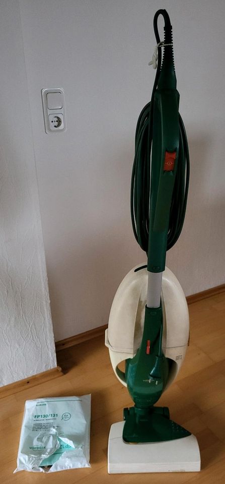 Vorwerk Staubsauger Kobold 131+ EB 350+ 5 Filtertüten FP 130/131 in Edingen-Neckarhausen