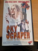 VHS SKY SCRAPER mit Anna Nicole Smith Niedersachsen - Pattensen Vorschau