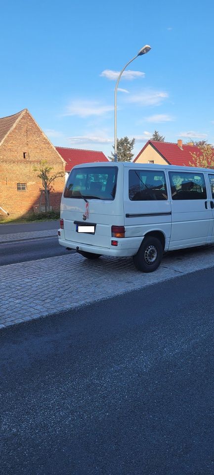 VW Multivan T4 Bus 2,5 TDI in Falkensee