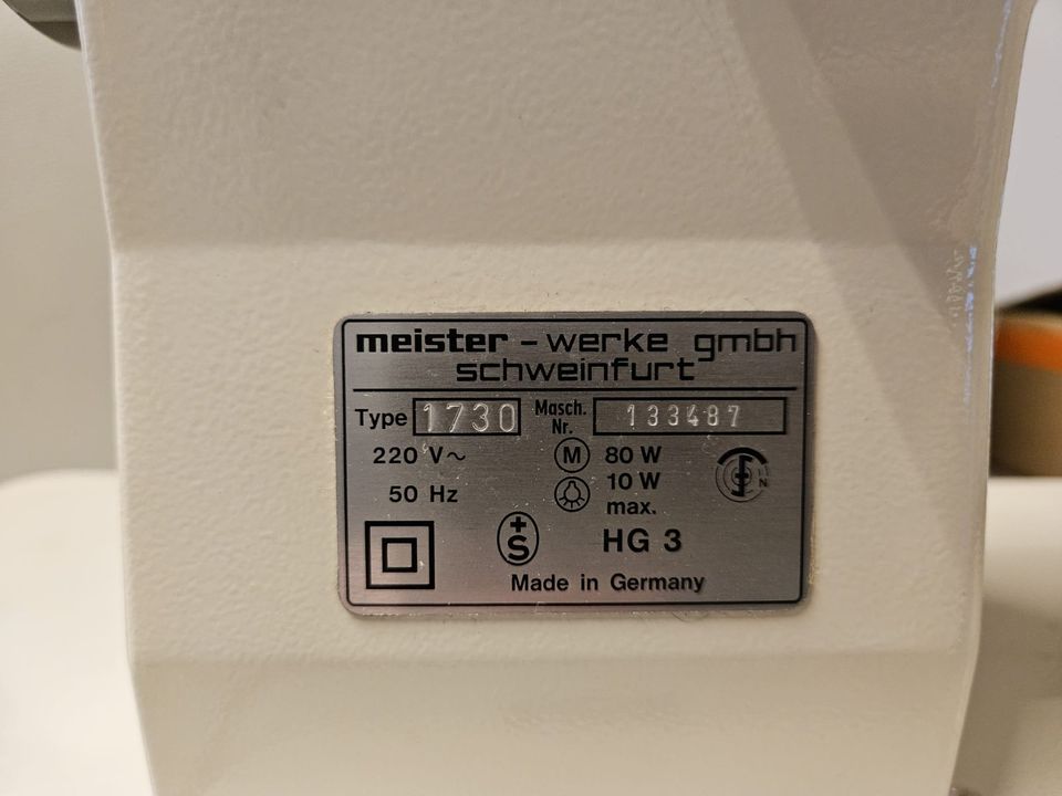 Meister Nähmaschine Programatic 1730 mit Koffer in Moers