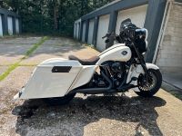 Suche Folierer der meine Harley foliert Nordrhein-Westfalen - Castrop-Rauxel Vorschau