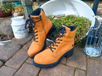 Neuw. Dockers Chunky Boots Stiefeletten Gr. 41 Plateau currygelb Niedersachsen - Hameln Vorschau