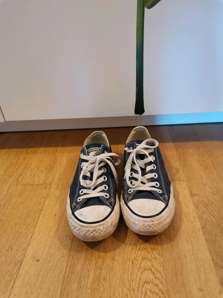 Selten getragene Chucks Converse Schuhe Gr 38 in Leipzig