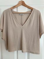Crop Oberteil in beige mit V Ausschnitz Bayern - Zeil Vorschau