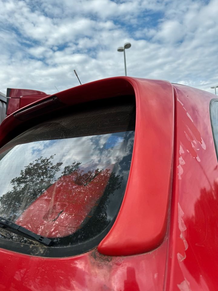 Corsa B Heckklappe mit GSI Spoiler in Wrestedt