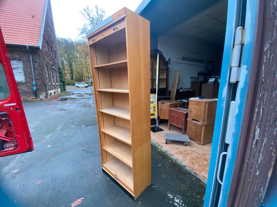 Aktenschrank mit Rolltüren vintage Holz 60er Jahre in Telgte