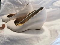 Elegante Pumps mit Keilabsatz Nordrhein-Westfalen - Rees Vorschau