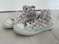 Converse Gr 37 Uk 4,5 Beige gestreift mit bunten Punkten Schuhe Niedersachsen - Sittensen Vorschau