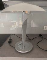 Tischleuchte aus Crome mit Milchglaslampenschirm Nordrhein-Westfalen - Werne Vorschau