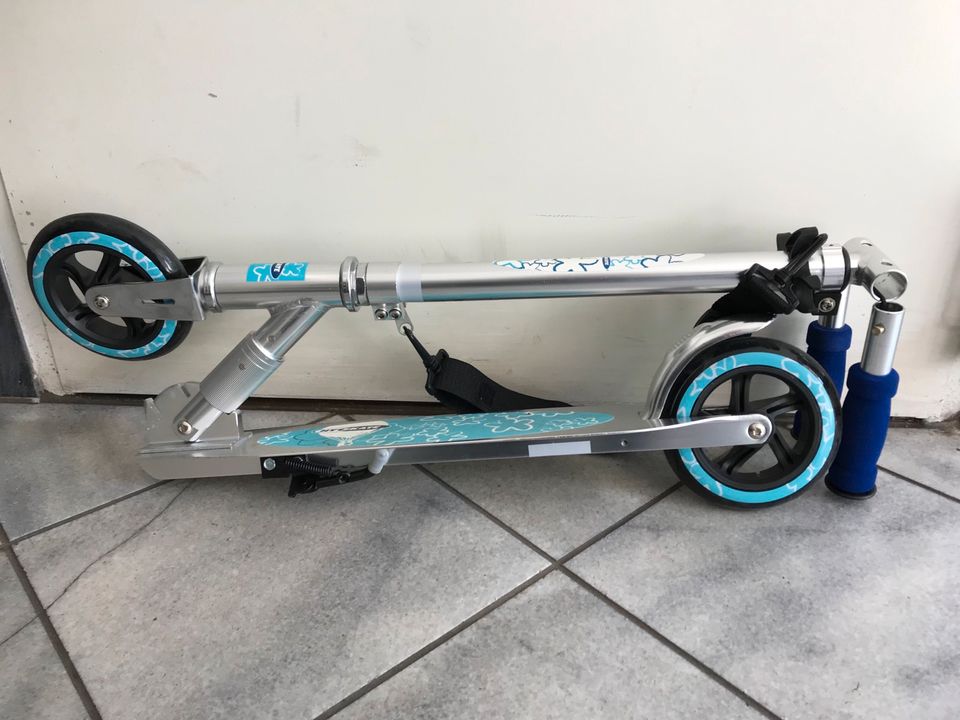 Alu Scooter Hy Skate , Tretroller, faltbar, höhenverstellbar, neu in Hamburg