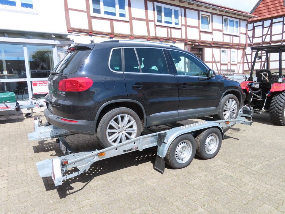 Leih, PKW Anhänger, Autotransporter, Mietanhänger, 100 km/h, in Wolfhagen 