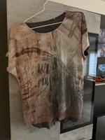 Schönes T- Shirt in Gr.36/38, kaum getragen Nürnberg (Mittelfr) - Röthenbach b Schweinau Vorschau