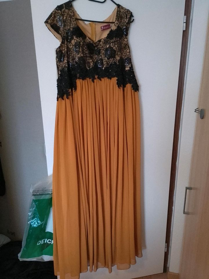 Kleid in 46 Größe in Hamburg