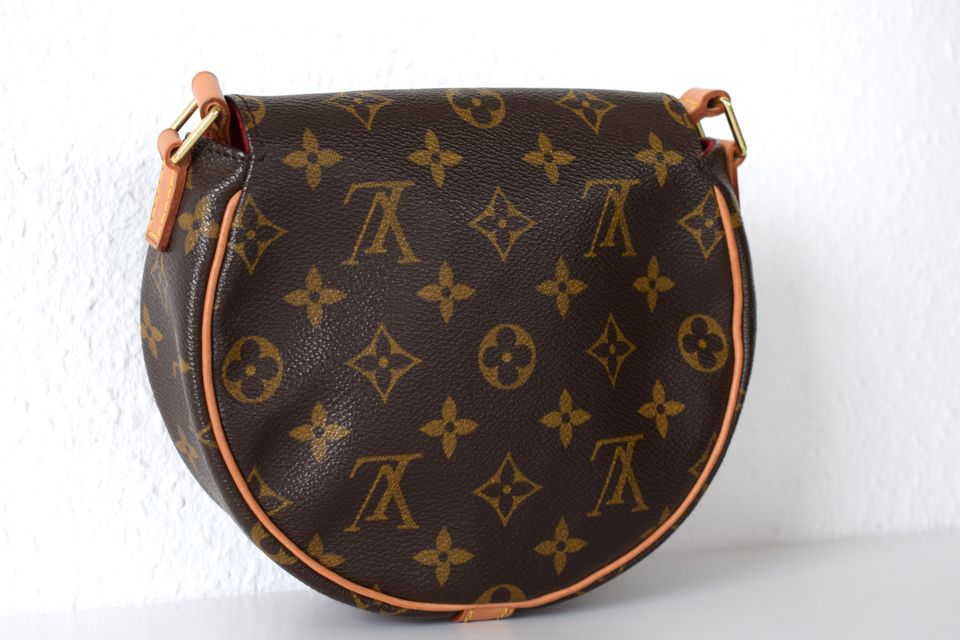 Vintage Louis Vuitton Tambourine Monogram Canvas Crossbody Bag in Herne