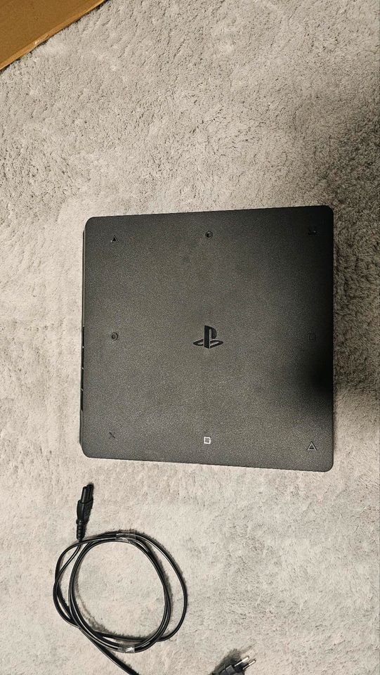 Ps4 slim 500gb mit USB Adapter ohne Controller in Bad Reichenhall