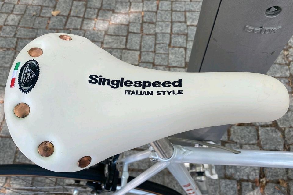 NEU Ganna Made Italy Premium Singelspeed RH:59cm Rennrad UVP:999€ in Berlin