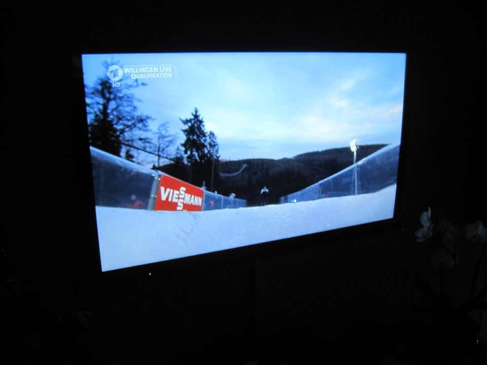 SONY Flachbild-Fernseher in Lübeck