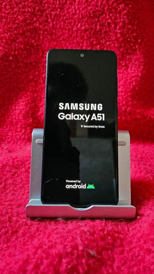 Samsung Galaxy A51  mit Originalverpackung und Zubehör in Heidenau