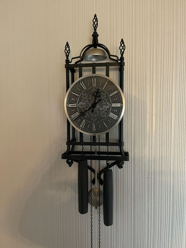 Schöne Wanduhr Uhr Pendeluhr in Bielefeld