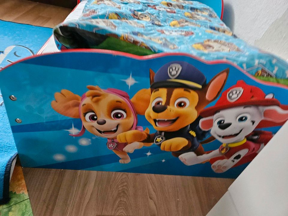 Paw Patrol Kinderbett plus Matratze in Leipzig