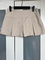 Kurze Falten Rock/Shorts in Beige von Zara Gr. XS Berlin - Reinickendorf Vorschau