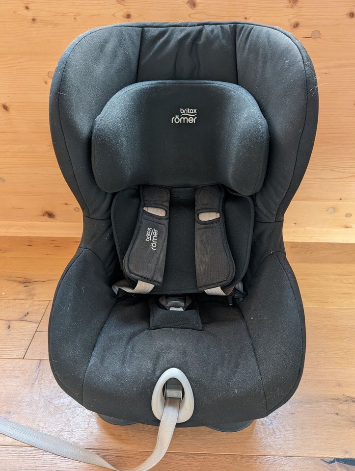 Britax Römer King Size 2 Kindersitz von 9 Monaten bis 4 Jahren in Zirndorf