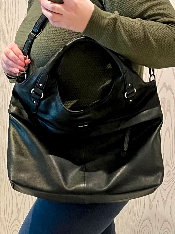 Schwarze TAMARIS Damen Handtasche Shopper Tasche in Hochstadt