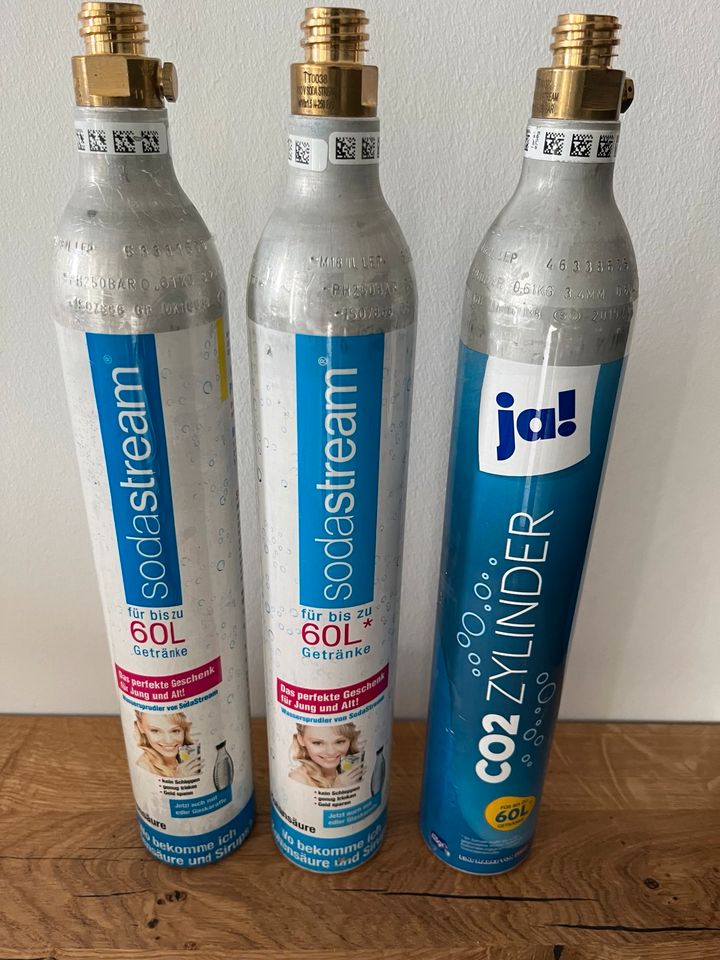 3 CO2 Zylinder Sodastream in Selfkant