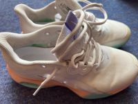 Nike Air Max Volley Cly Tennisschuhe in 37,5 Bayern - Eching (Kr Freising) Vorschau