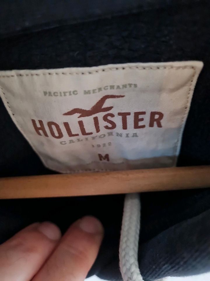 Hollister und Boss Sweatshirt Pullover Hoodie in Dortmund