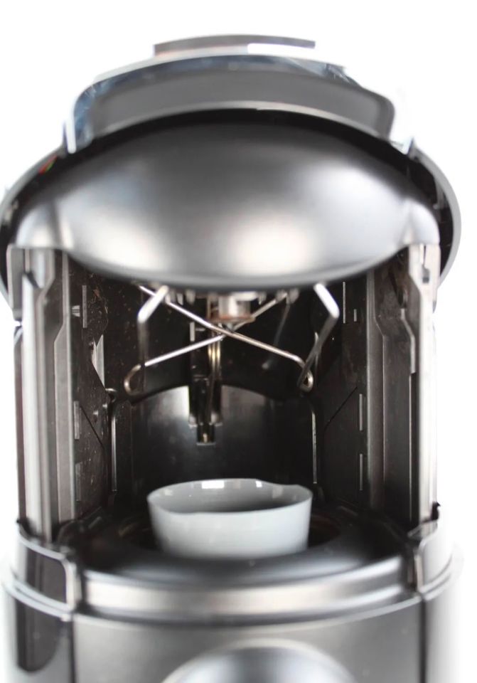 Krups XN900 Nespresso Vertuo Deluxe Kaffeekapselmaschine C-Ware in Ahnatal