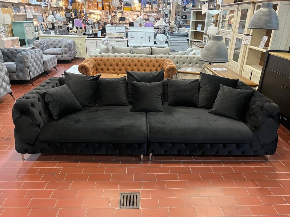 NEU! Sofa, 4-Sitzer, Chesterfield, Samt, Schwarz, Polstergarnitur in Bremen