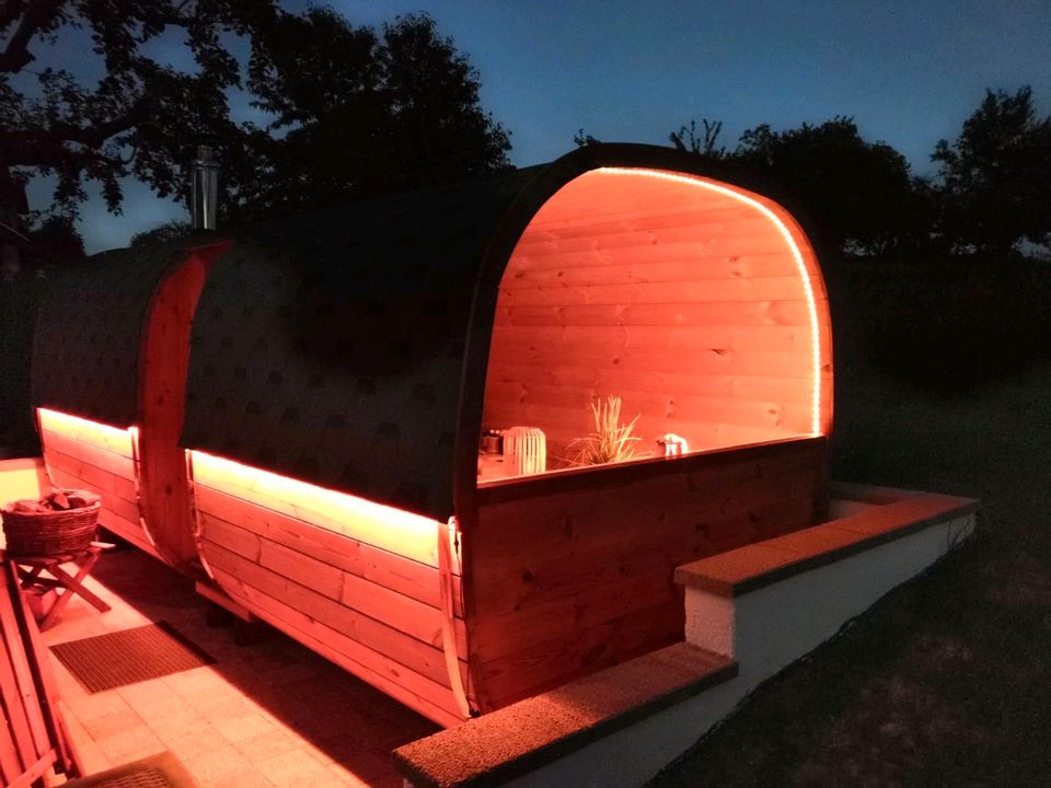 Cube Sauna Zedernholz Red Cedar Knotty Luna Fasssauna Holzofen Saunafass Garten Harvia Huum Hive Heat Haus Badezuber Hot Tub Badefass Brennholz Feuertonne Tiny House Gartenhaus Kamin LED Panorama Holz in Erfurt