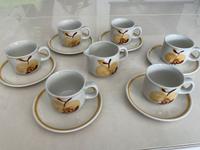 Retro DDR Kaffeegeschirr Elsterwerda Keramik Apfelmotiv Handgemal Hessen - Eschborn Vorschau