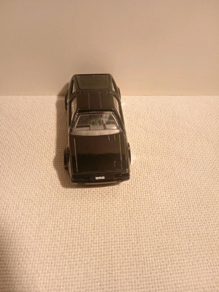 Hot Wheels 2010 HW Premiere '81 DeLorean DMC-12 schwarz unbespiel in Lingen (Ems)