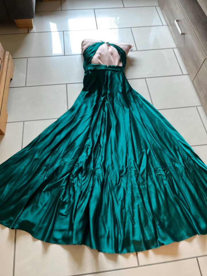 Abendkleid Abiball Hochzeit Kleid Gr. S in Wipperfürth